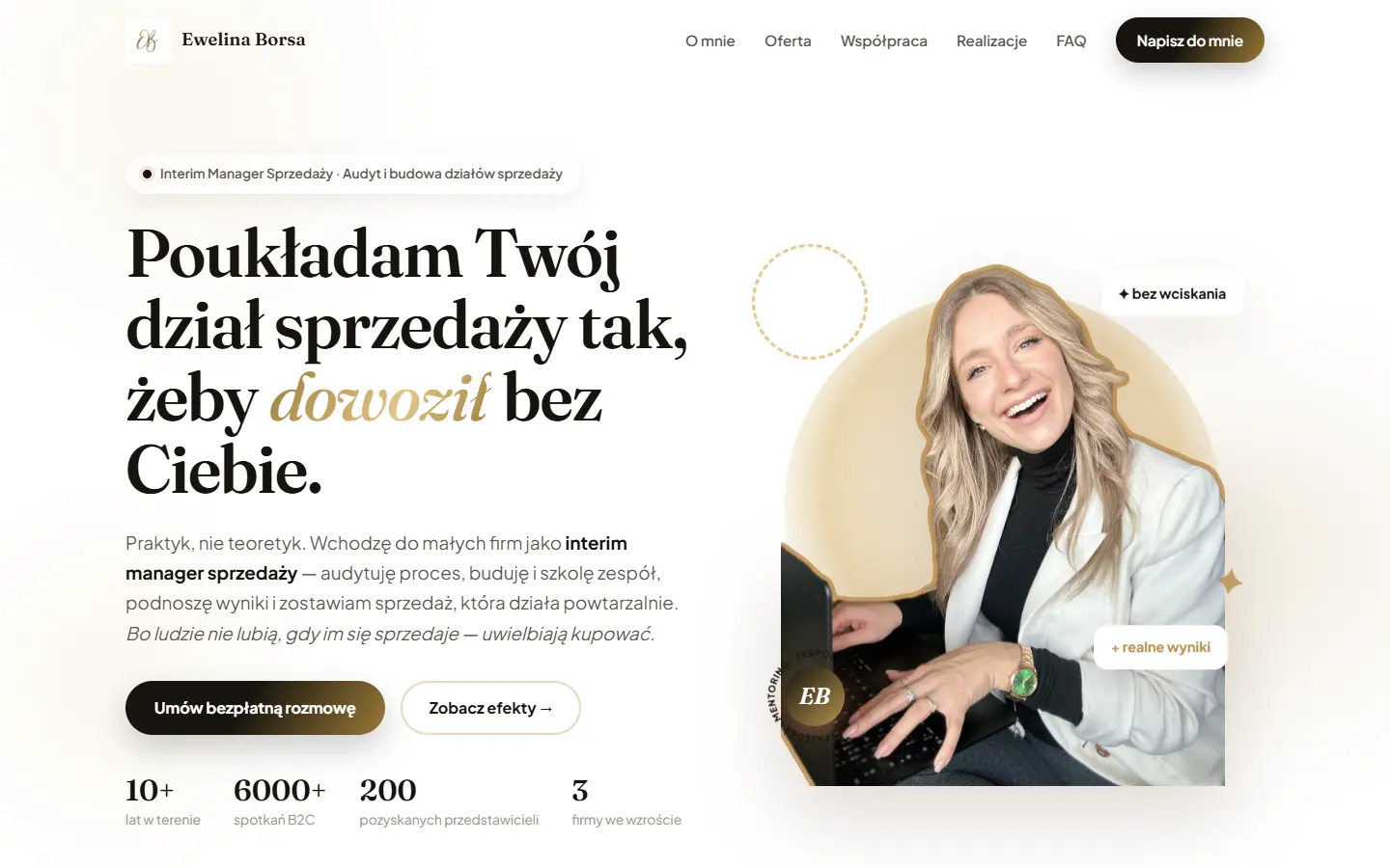 Strona główna ewelinaborsa.pl na komputerze: interim manager sprzedaży, zdjęcie, hasło o dziale sprzedaży, przyciski umówienia rozmowy i zobaczenia efektów.