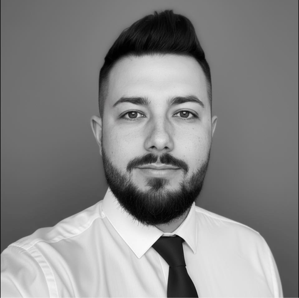Cezary Kawełczyk — CEO & Founder WebPless